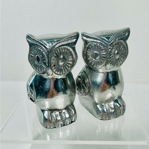 Minatare Aluminum Owls Polished Metal Paperweight OMC Japan Set of 2